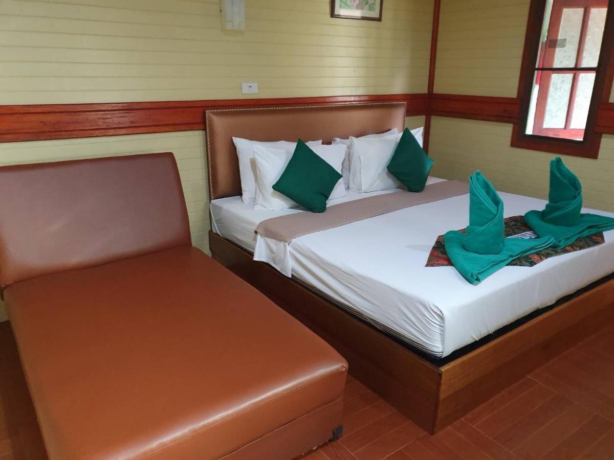 The Royal Bamboo Lodges - Sha Certified Khao Sok National Park 외부 사진