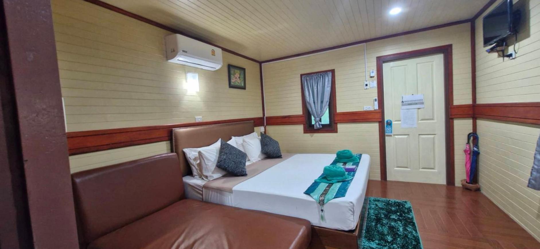 The Royal Bamboo Lodges - Sha Certified Khao Sok National Park 외부 사진