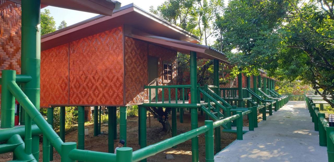 The Royal Bamboo Lodges - Sha Certified Khao Sok National Park 외부 사진
